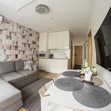 Apartment Wow *